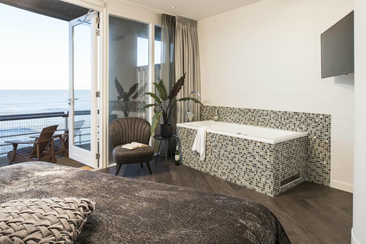 De Pier Suites The Hague Exterior photo